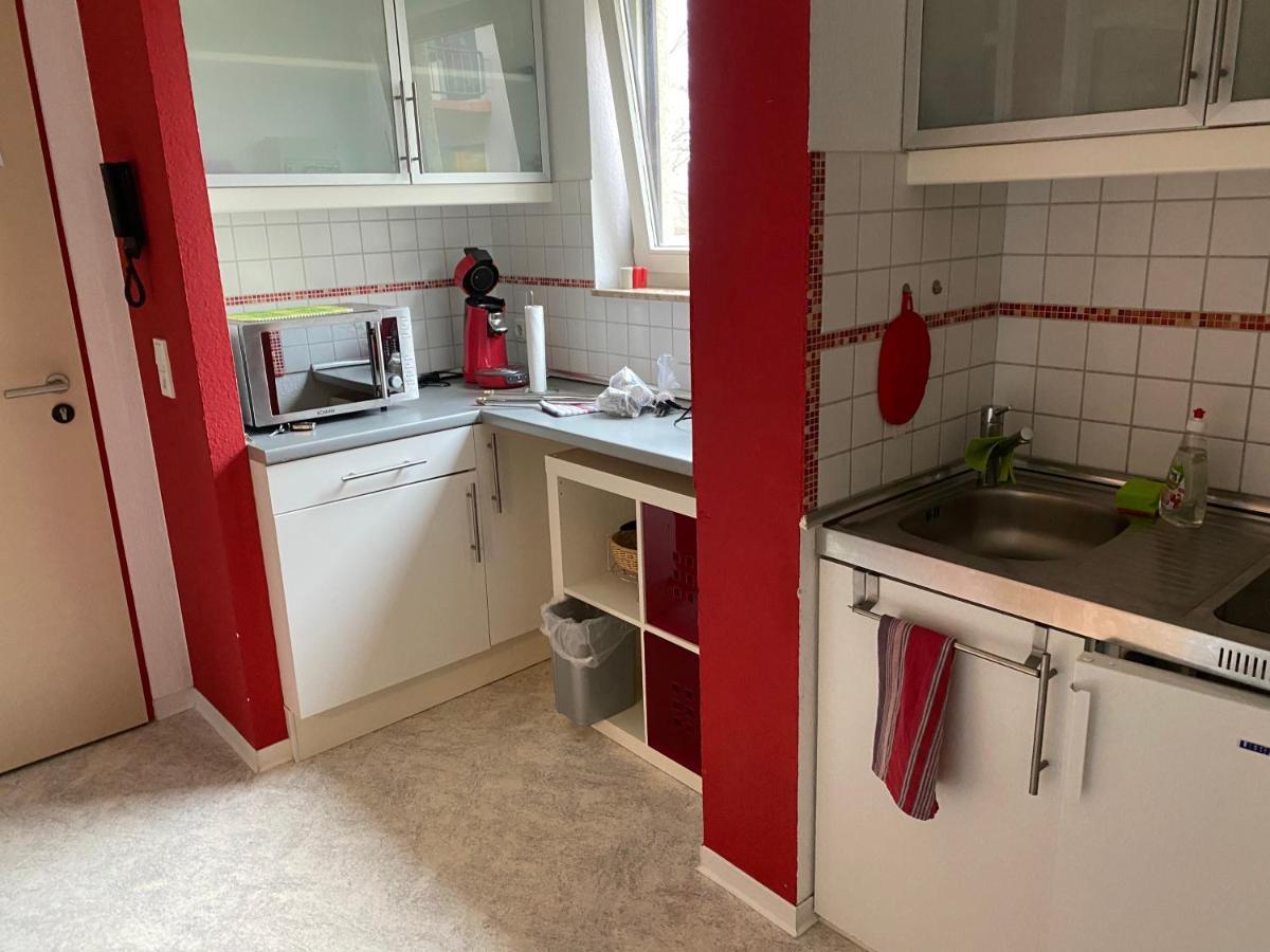 Zwei Zimmer Appartment Mit Balkon Und Stellplatz Voll Moebliert Trier Dış mekan fotoğraf